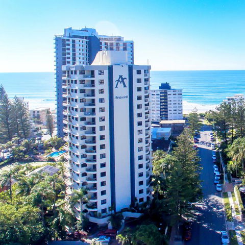 Aristocrat Apartments - Accommodation Bookings 3