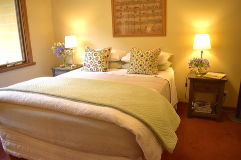 Arnold House - Accommodation Bookings 3