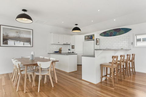 Art House - Accommodation Bookings 2