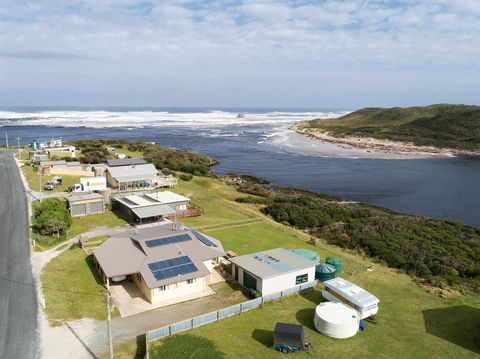 Arthur Riverfront And Sea Lodge Upstream - Accommodation Bookings 2