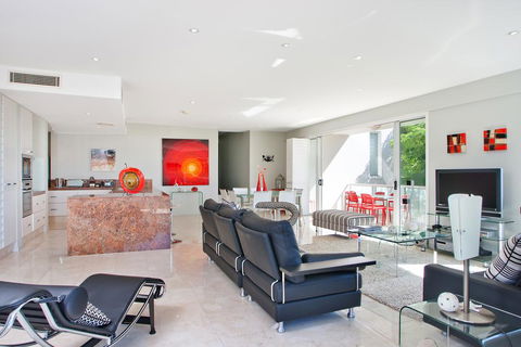 Artis, Noosa Heads - Accommodation Bookings 1