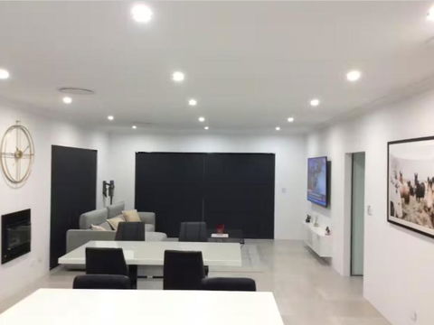 Luxury & Gives You It All - Accommodation Bookings 0