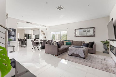 Luxury Beachside Residence - Accommodation Bookings 2