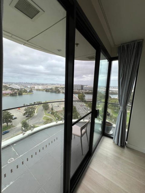 Luxury Apartment With Panoramic Views - Accommodation Bookings 1