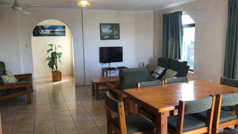 Madrid Unit 5 - Accommodation Bookings 3