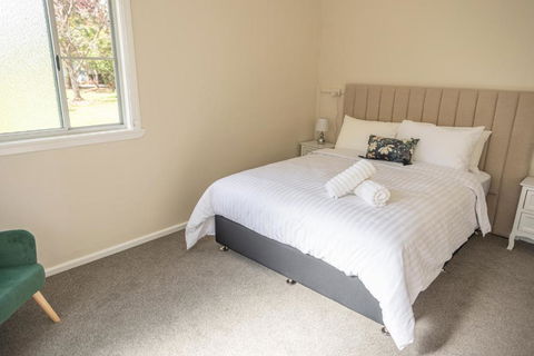 Marnita Farmhouse At Golden Grove Estate Winery - Accommodation Bookings 2