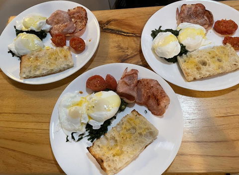 Meriba B And B - Accommodation Bookings 2