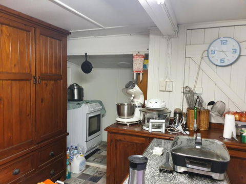 Meyenburg Dorm Room - Accommodation Bookings 3