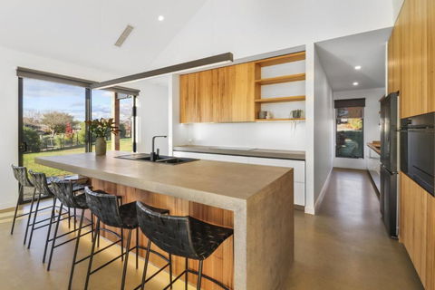 Mayple Peaks - Accommodation Bookings 3
