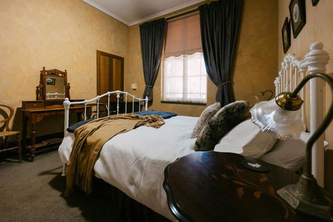 Mintaro Hideaway - Accommodation Bookings 1