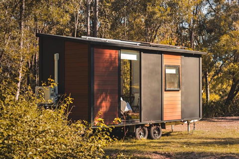 Mirror Reflections By Tiny Away - Accommodation Bookings 0