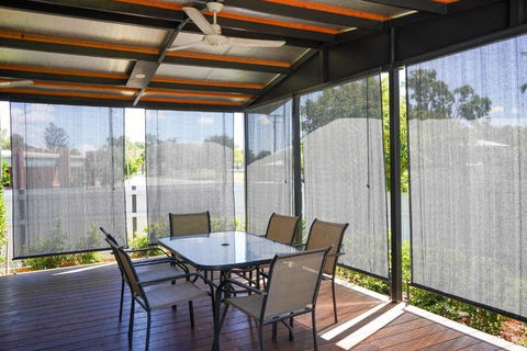 Mooney St Manor - Accommodation Bookings 2