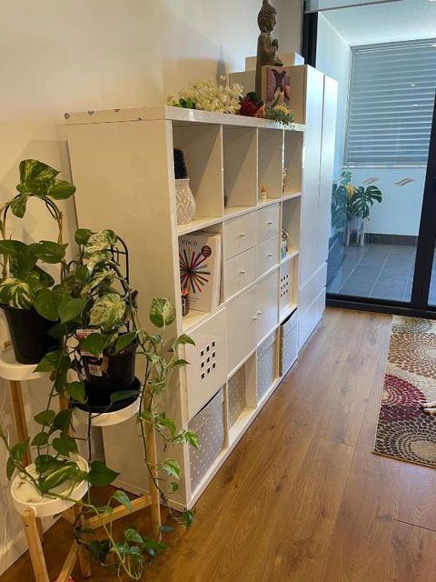 Modern Apartment Near Airport - Accommodation Bookings 3