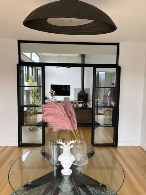 Modern Farmhouse - Accommodation Bookings 1