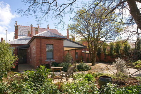 Mollisons - Accommodation Bookings 0