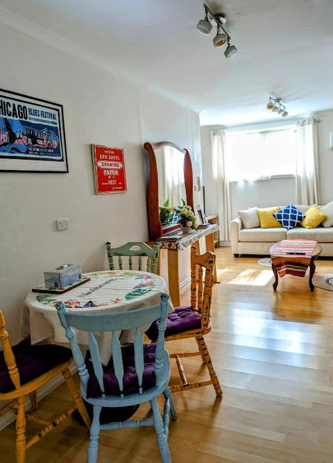 Moon House - Accommodation Bookings 3