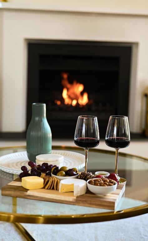Mount Bold Estate - Luxurious Private Retreat - Accommodation Bookings 3