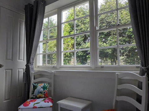Mountshannon - Accommodation Bookings 2