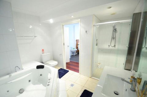 Mountshannon - Accommodation Bookings 1