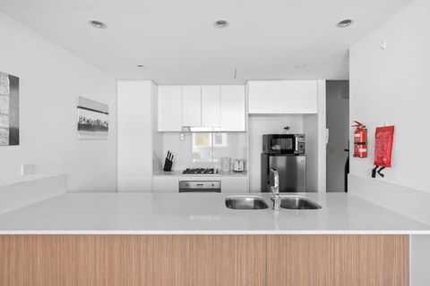 NEW 3BR Apt In Kingsgrove Sleeps 7 - Accommodation Bookings 2