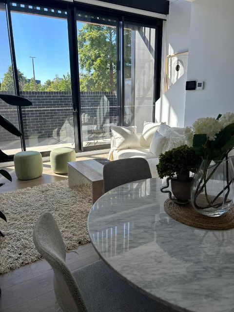 New & Modern Loft 1bd W/Pool&Gym - Accommodation Bookings 1