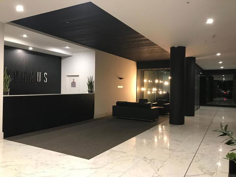 New Luxurious Skyview 2Bedroom Apartment Liverpool - Accommodation Bookings 0