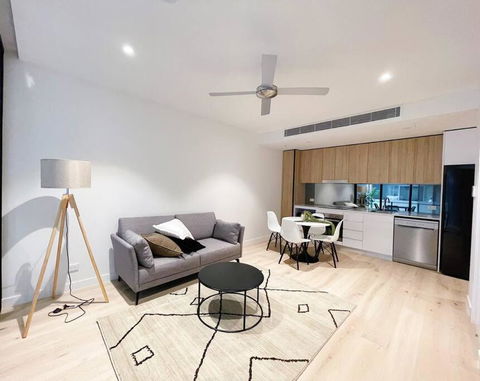New Modern Apartment Next To Westfield Chermside - Accommodation Bookings 0