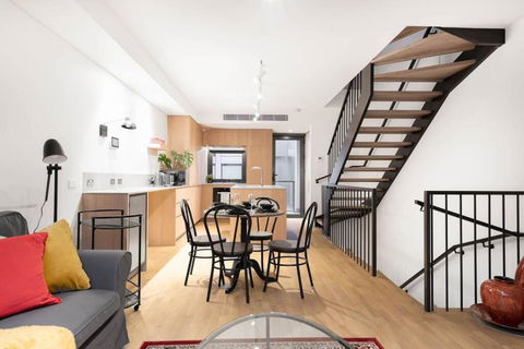 New Modern Design 3B2B House With Parking Near Toorak - Accommodation Bookings 0