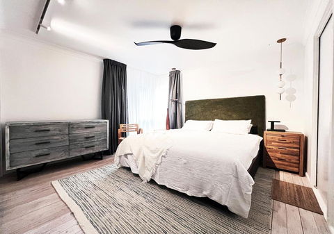 NEW Serene Modern Oasis - Accommodation Bookings 1