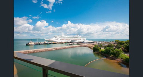 NEW - ZEN AT THE WATERFRONT - Luxury Waterfront Holiday Home For Families & Friends - Accommodation Bookings 3