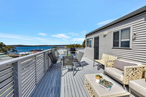 New Property Seabreeze Bungalow - Lakeview Sunset Delight At Sunshine On Lake Macquarie - Accommodation Bookings 1