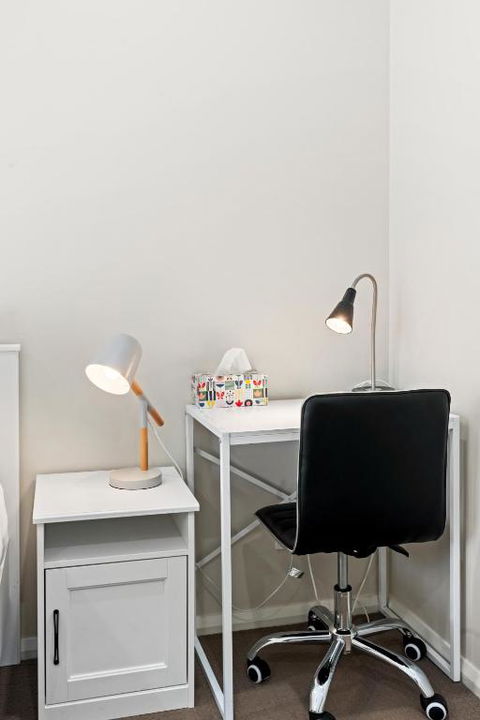 No Stairs, Big House, Garage Richmond Residence 1 - Accommodation Bookings 2