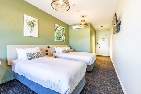 Nightcap At Commercial Hotel - Accommodation Bookings 1