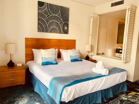 Oasis At Harbour Lights Cairns - Accommodation Bookings 1