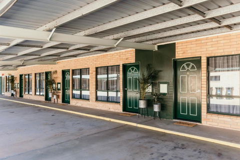 Oasis Motor Inn Blackall - Accommodation Bookings 3
