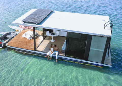 Oasis Noosa - Luxury Floating Eco Villas - Accommodation Bookings 0