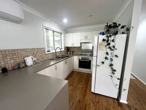 Oasis On The Park - Accommodation Bookings 1