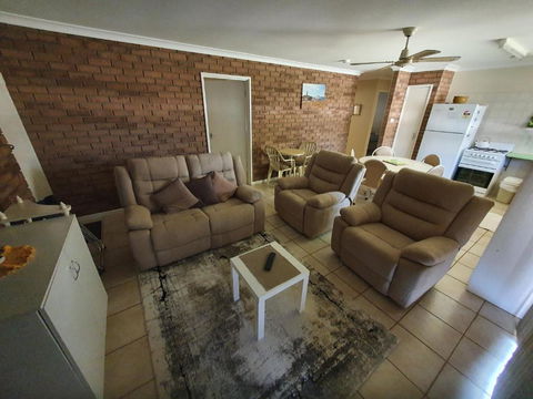 Ocean Beach Chalet 15 - Accommodation Bookings 1