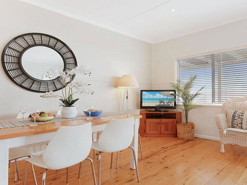 Ocean Blue Apartment One - Accommodation Bookings 1