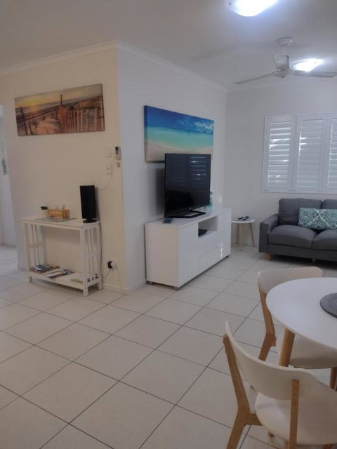 Ocean Breeze Apartments - Accommodation Bookings 0