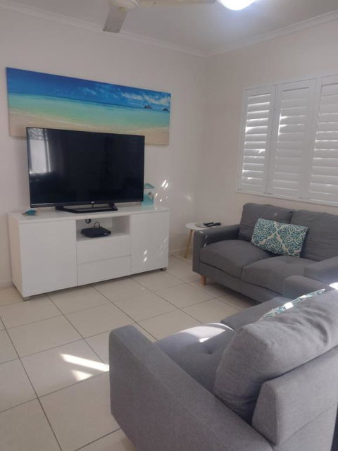 Ocean Breeze Apartments - Accommodation Bookings 1