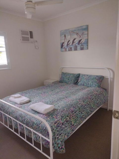Ocean Breeze Apartments Hervey Bay - Accommodation Bookings 0
