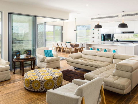 Ocean Breeze - Accommodation Bookings 2