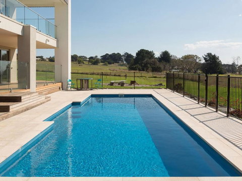 Ocean Breeze - Accommodation Bookings 1