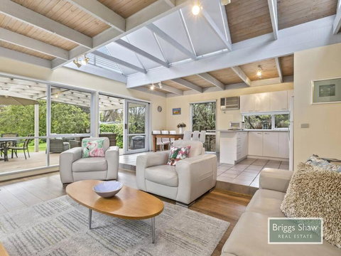 Ocean By The Bay - Accommodation Bookings 2