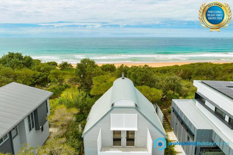 Ocean Dunes - Absolute Beachfront With Fireplace - Accommodation Bookings 0