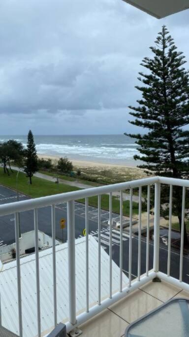 Ocean Front 2Bed - Unbeatable Views @ Sanderling! - Accommodation Bookings 0