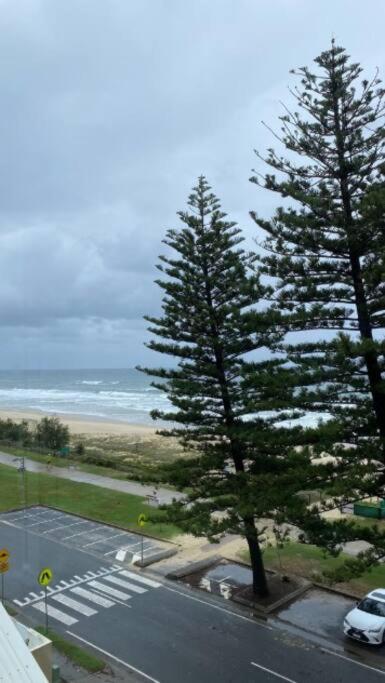 Ocean Front 2Bed - Unbeatable Views @ Sanderling! - Accommodation Bookings 3