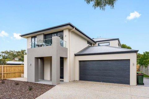 Ocean Oasis On Kenneth - Accommodation Bookings 0