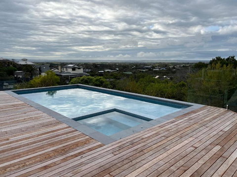 Ocean Panorama Atop The Rye Tea Trees - Accommodation Bookings 0